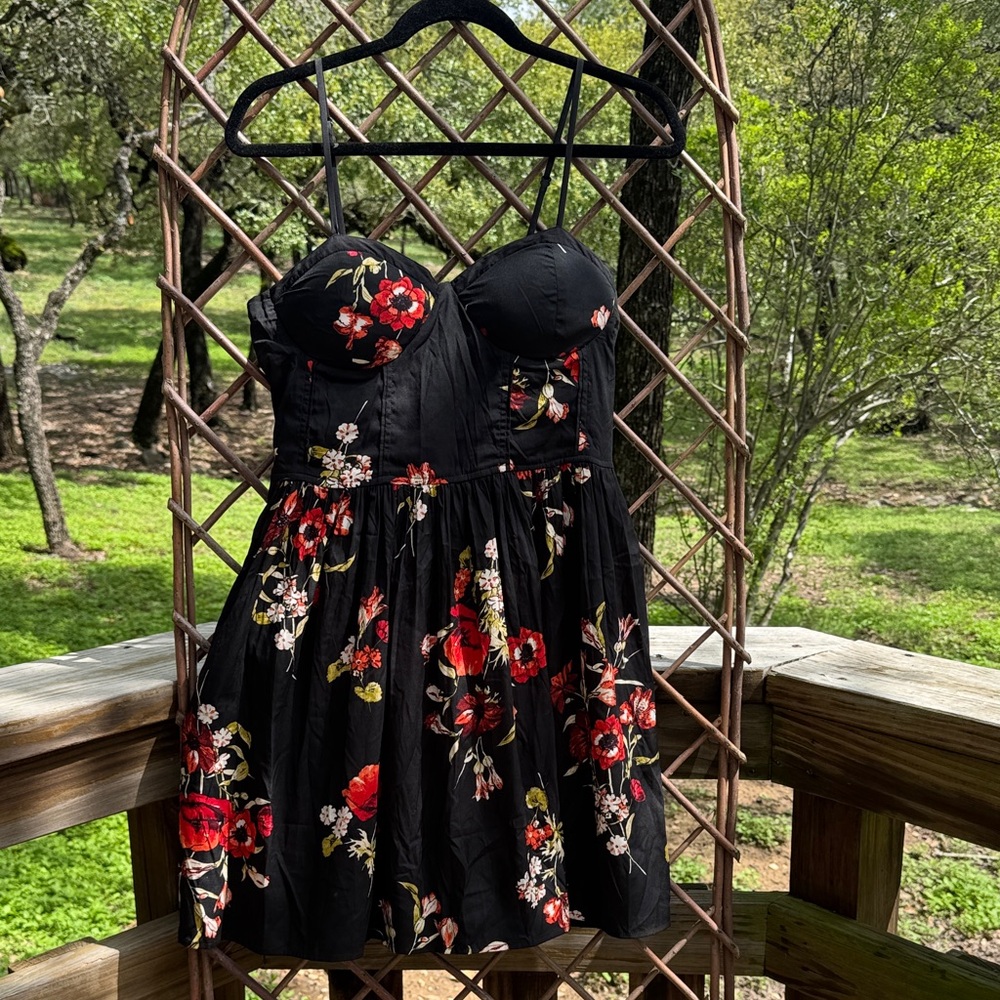 Black Floral Sweetheart Mini Dress